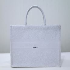 Christian Dior Shopping Bags